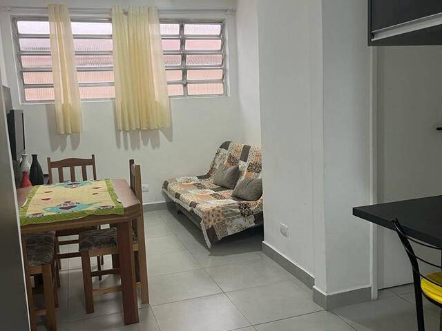 #239 - Apartamento para Venda em São Vicente - SP